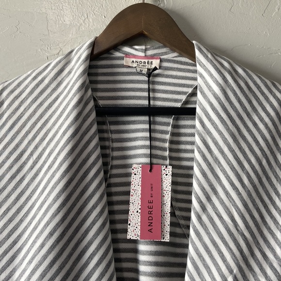 Lounge jacket - Picture 2 of 6